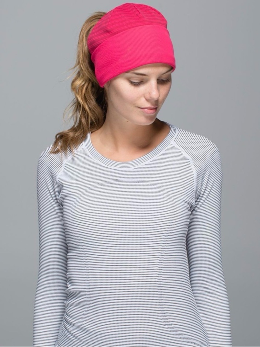 Lululemon Run With Me Toque Cranberry
